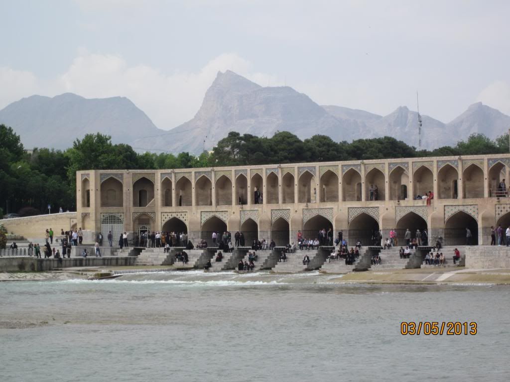  photo IMG_KhajuBridge_zps98f0e118.jpg